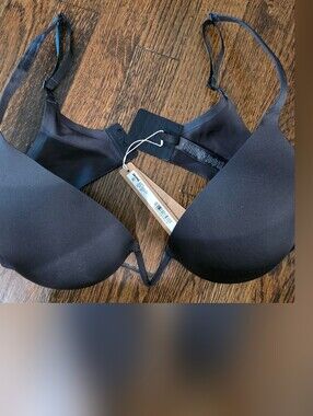 Skims Deep Plunge V Bra 36D
